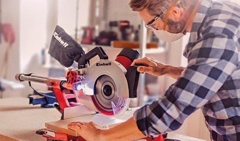 Акумуляторна торцювальна пилка Einhell TE-MS 18/210 Li Kit (4300890A4.0)